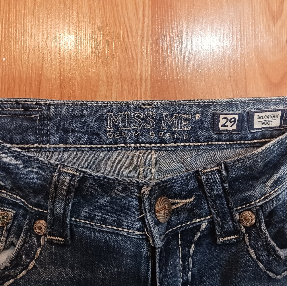 Miss Me Jeans (29) - Picture 2 of 6